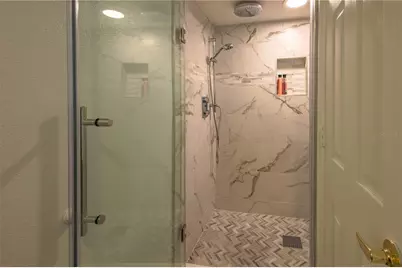 4264 Central Sarasota Parkway #117, Sarasota, FL 34238 - Photo 19