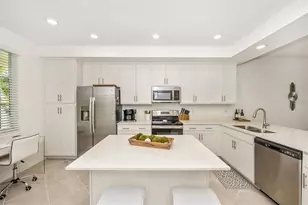 12240 Wellen Golf St, Venice, FL 34293 - Photo 5