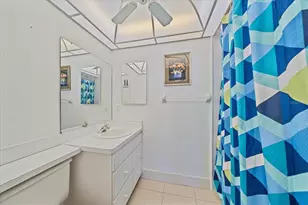 902 Gibbs Rd, Venice, FL 34285 - Photo 9