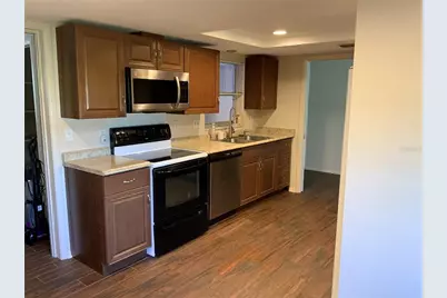 3318 Village Green Drive #823, Sarasota, FL 34239 - Photo 5