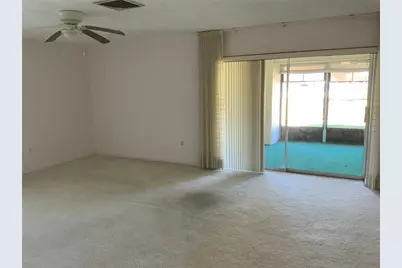 3318 Village Green Drive #823, Sarasota, FL 34239 - Photo 7