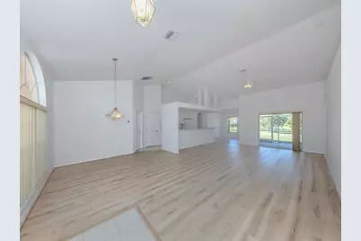 123 Venice Palms Boulevard, Venice, FL 34292 - Photo 3