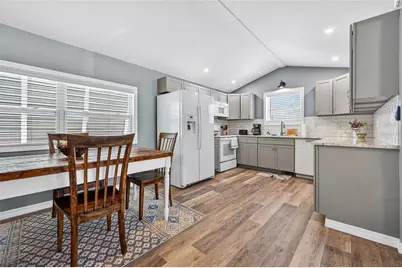 204 Crown Point Drive, Nokomis, FL 34275 - Photo 23