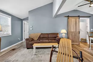 204 Crown Point Dr, Nokomis, FL 34275 - Photo 19