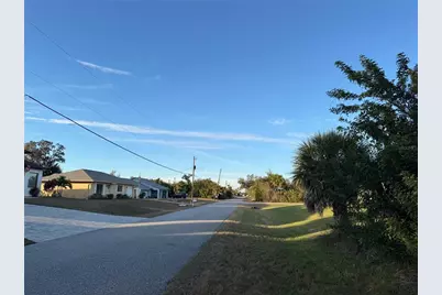 7169 Burnsville St, Englewood, FL 34224 - Photo 11