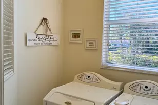 1801 Auburn Lakes Cir, Venice, FL 34292 - Photo 21