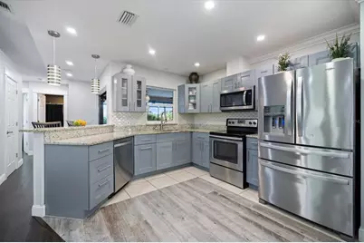1627 Del Monte Court, Venice, FL 34293 - Photo 13