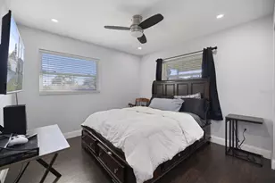 1627 Del Monte Ct, Venice, FL 34293 - Photo 27