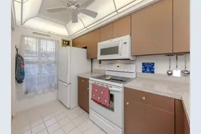 818 Wexford Boulevard #818, Venice, FL 34293 - Photo 9