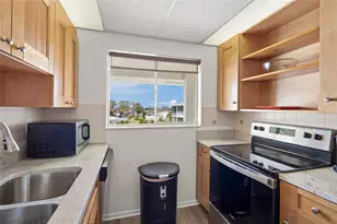 708 Tamiami Trail S, Venice, FL 34285 - Photo 3