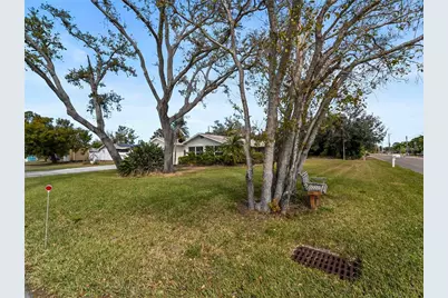 896 S Venice Boulevard, Venice, FL 34293 - Photo 7