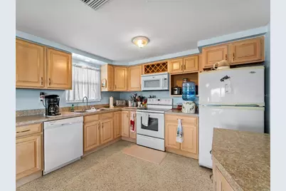 896 S Venice Boulevard, Venice, FL 34293 - Photo 15