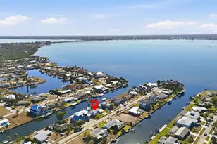 217 Bangsberg Rd SE, Port Charlotte, FL 33952 - Photo 3