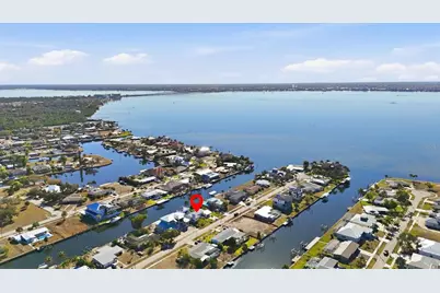217 Bangsberg Road SE, Port Charlotte, FL 33952 - Photo 11