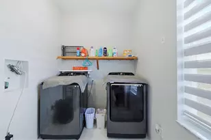 217 Bangsberg Rd SE, Port Charlotte, FL 33952 - Photo 27