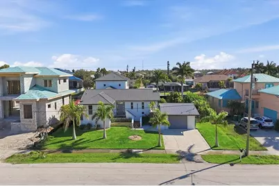 217 Bangsberg Road SE, Port Charlotte, FL 33952 - Photo 5