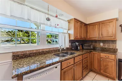 3602 Spainwood Drive, Sarasota, FL 34232 - Photo 5