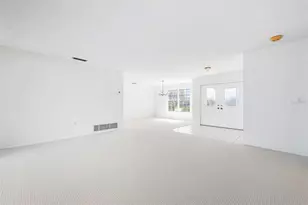 980 N Doral Ln, Venice, FL 34293 - Photo 9