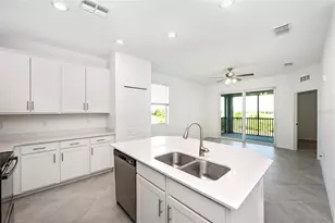 12180 Wellen Golf St, Venice, FL 34293 - Photo 13