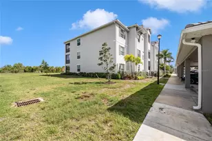 12180 Wellen Golf St, Venice, FL 34293 - Photo 33
