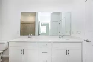12180 Wellen Golf St, Venice, FL 34293 - Photo 25