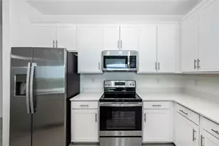 12180 Wellen Golf St, Venice, FL 34293 - Photo 15