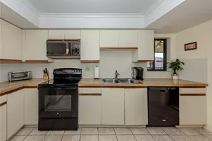 800 Capri Isles Blvd, Venice, FL 34292 - Photo 13