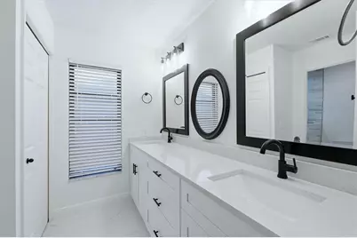 3978 Helene Street, Sarasota, FL 34233 - Photo 25