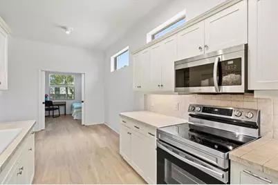 121 Amora Avenue, Venice, FL 34285 - Photo 21