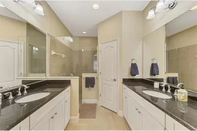 11452 Okaloosa Drive, Venice, FL 34293 - Photo 25