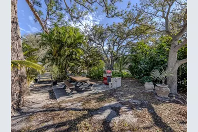 217 Airport Avenue W #216, Venice, FL 34285 - Photo 5