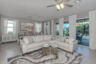 11450 Burgundy Dr, Venice, FL 34293 - Photo 7