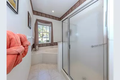 812 Montrose Drive #20, Venice, FL 34293 - Photo 21