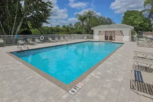 812 Montrose Dr, Venice, FL 34293 - Photo 27
