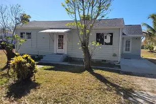 144 Mt Pleasant Rd, Nokomis, FL 34275 - Photo 1