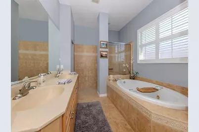 733 Silk Oak Drive, Venice, FL 34293 - Photo 21