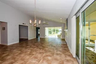 761 Harrington Lake Dr N, Venice, FL 34293 - Photo 11