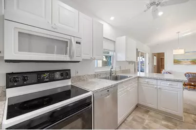 950 Fundy Road, Venice, FL 34293 - Photo 5