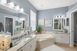 805 Derbyshire Dr, Venice, FL 34285 - Photo 21