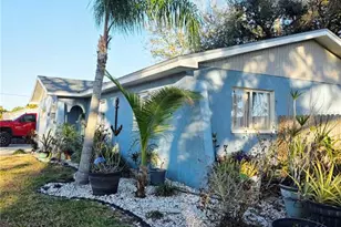 441 Coronado Rd, Venice, FL 34293 - Photo 3