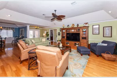 810 Carnoustie Drive, Venice, FL 34293 - Photo 11