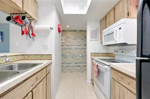 1999 Kings Hwy, Punta Gorda, FL 33980 - Photo 9