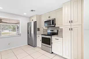 1216 Sunset Ave, Nokomis, FL 34275 - Photo 5