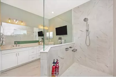 18805 Valleta Avenue, Venice, FL 34293 - Photo 27