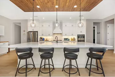 18805 Valleta Avenue, Venice, FL 34293 - Photo 7