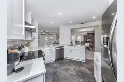 317 Monet Drive, Nokomis, FL 34275 - Photo 9