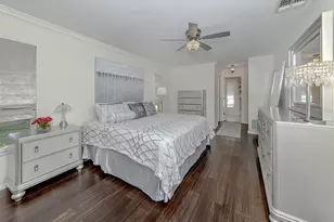 317 Monet Dr, Nokomis, FL 34275 - Photo 17