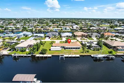 133 Peckham Street SE, Port Charlotte, FL 33952 - Photo 7