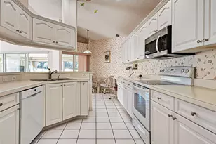 1429 Turnberry Dr, Venice, FL 34292 - Photo 31