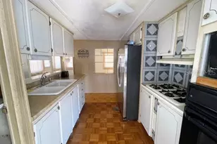 821 Turf, Venice, FL 34285 - Photo 5